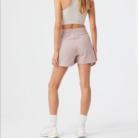 Outdoor Voices Beach Tree Short 3.5in - Picture 2 of 3